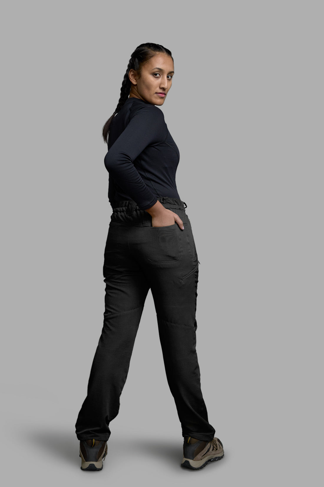 dzongri-outdoor-trousers-women-black (14)