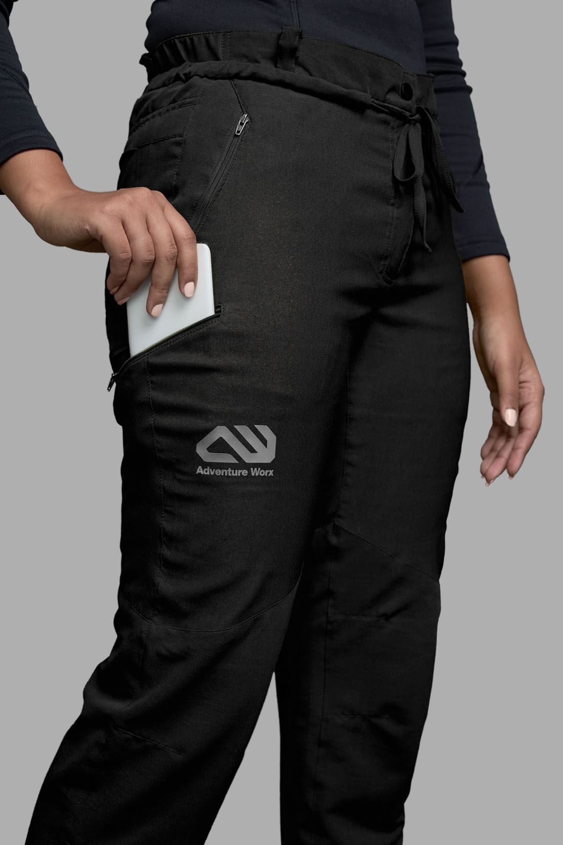 dzongri-outdoor-trousers-women-black (7)