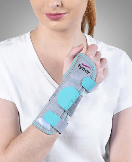Tynor Wrist Splint Ambidextros | KIBI Sports - bg-swap