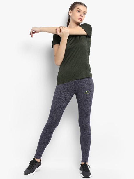 Alcis Women Navy Blue Solid Cropped Tights | Alcis