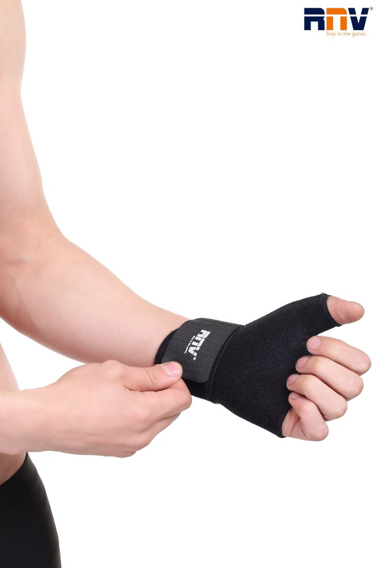 852,WRIST & THUMB SUPPORT(WITH FINGER)