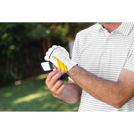 Smart Glove | Akka Brands / Vaultkicks