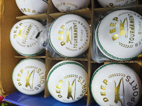 Deep tournament leather ball