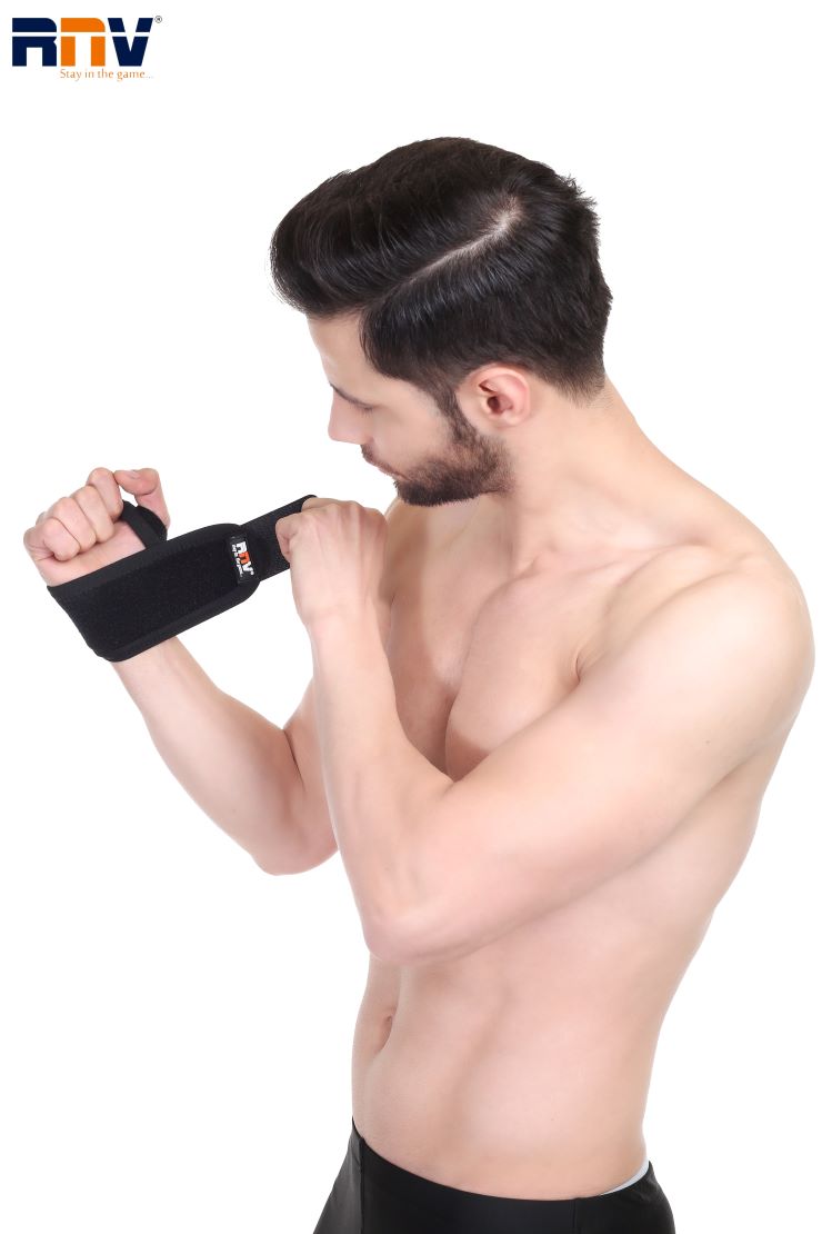 826-A WRIST & THUMB SUPPORT