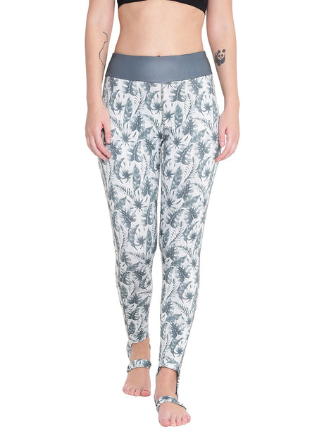 Alcis Women White Printed Tights | Alcis