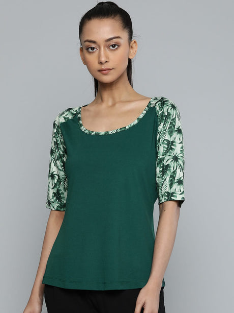 Alcis Women Green Solid Scoop Neck T-shirt | Alcis