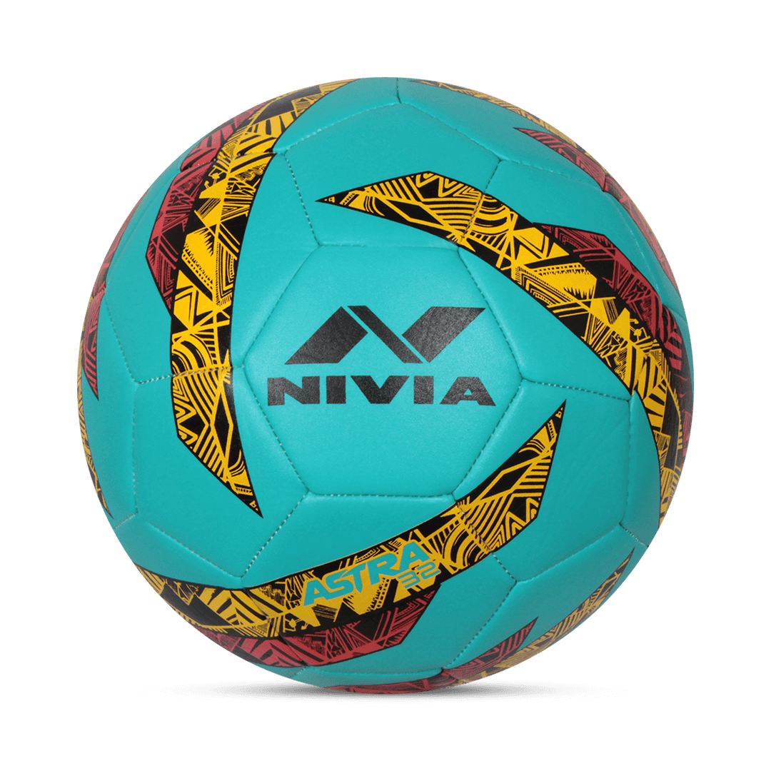 Astra 32 Football - KIBI SPORTS