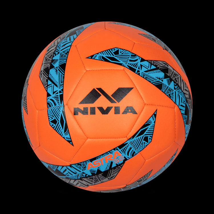 Astra 32 Football - KIBI SPORTS